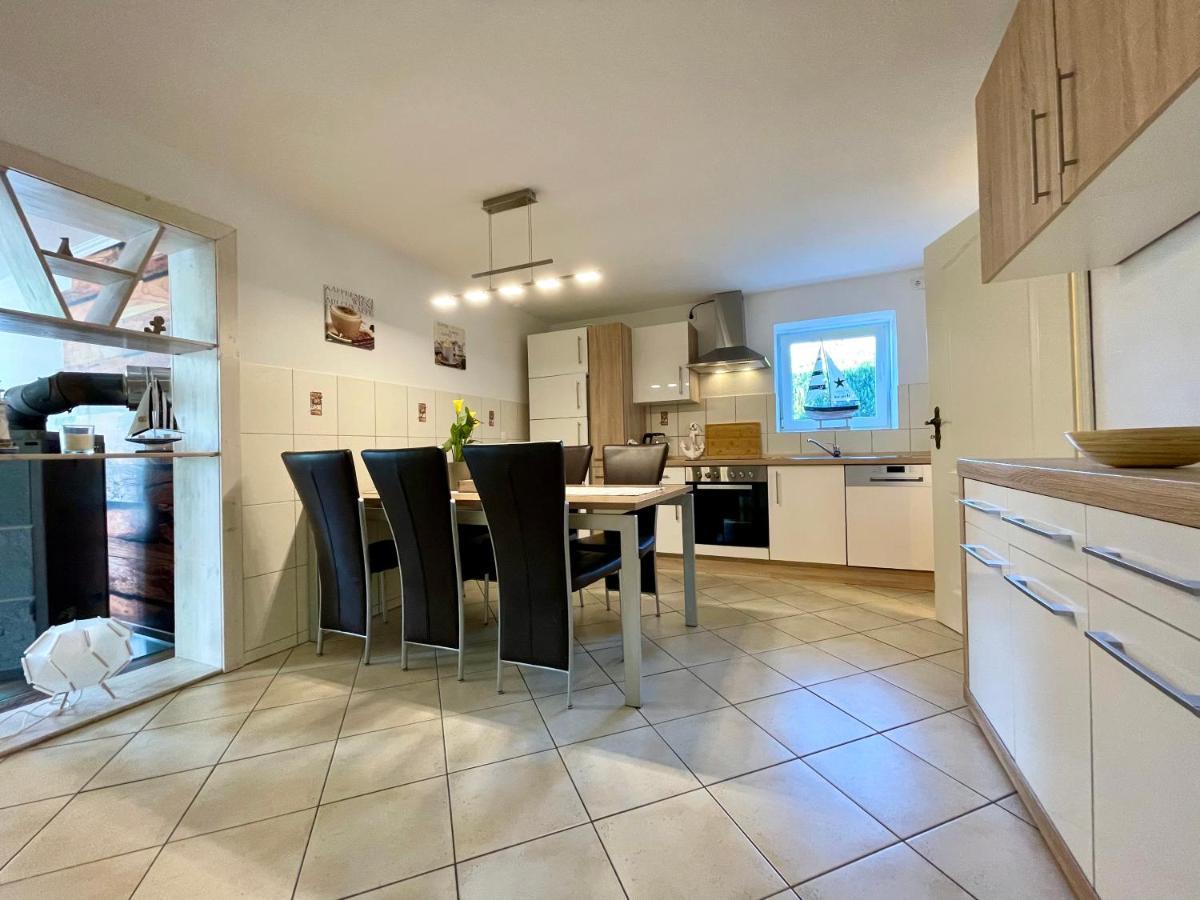 Andre'S Ferienwohnung Stulow Bagian luar foto